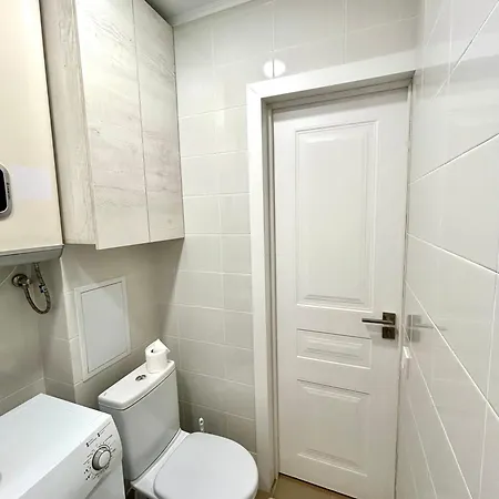 Апартаменты 100М От Аэропорта Turksib Exterior photo